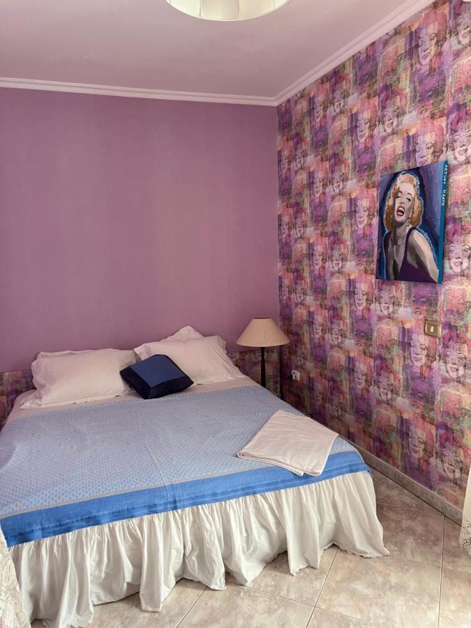 Casa Kamalei, Tra Plebiscito E Lungomare Lägenhet Neapel Exteriör bild
