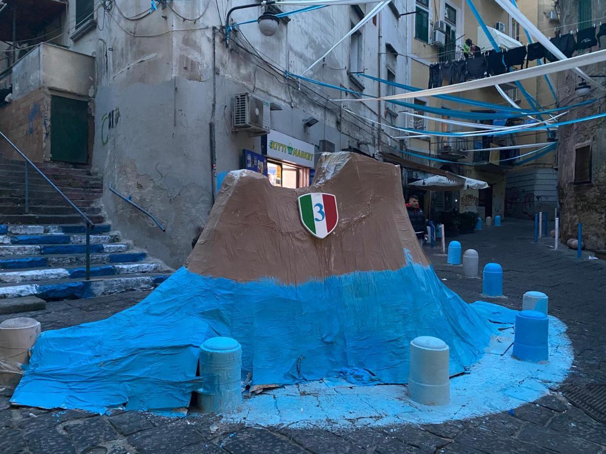 Casa Kamalei, Tra Plebiscito E Lungomare Lägenhet Neapel Exteriör bild