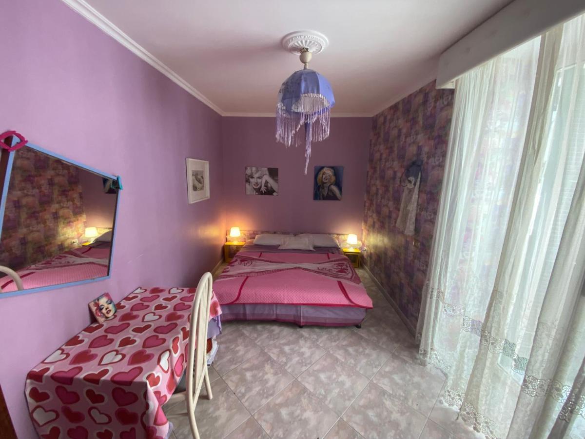 Casa Kamalei, Tra Plebiscito E Lungomare Lägenhet Neapel Exteriör bild